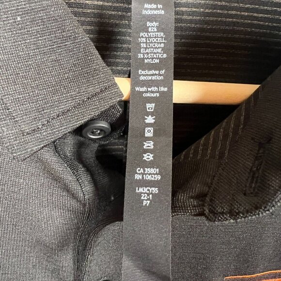 Lululemon Evolution Polo Shirt Mens Size Large Black Outlaw Snax Logo Work - Picture 10 of 10